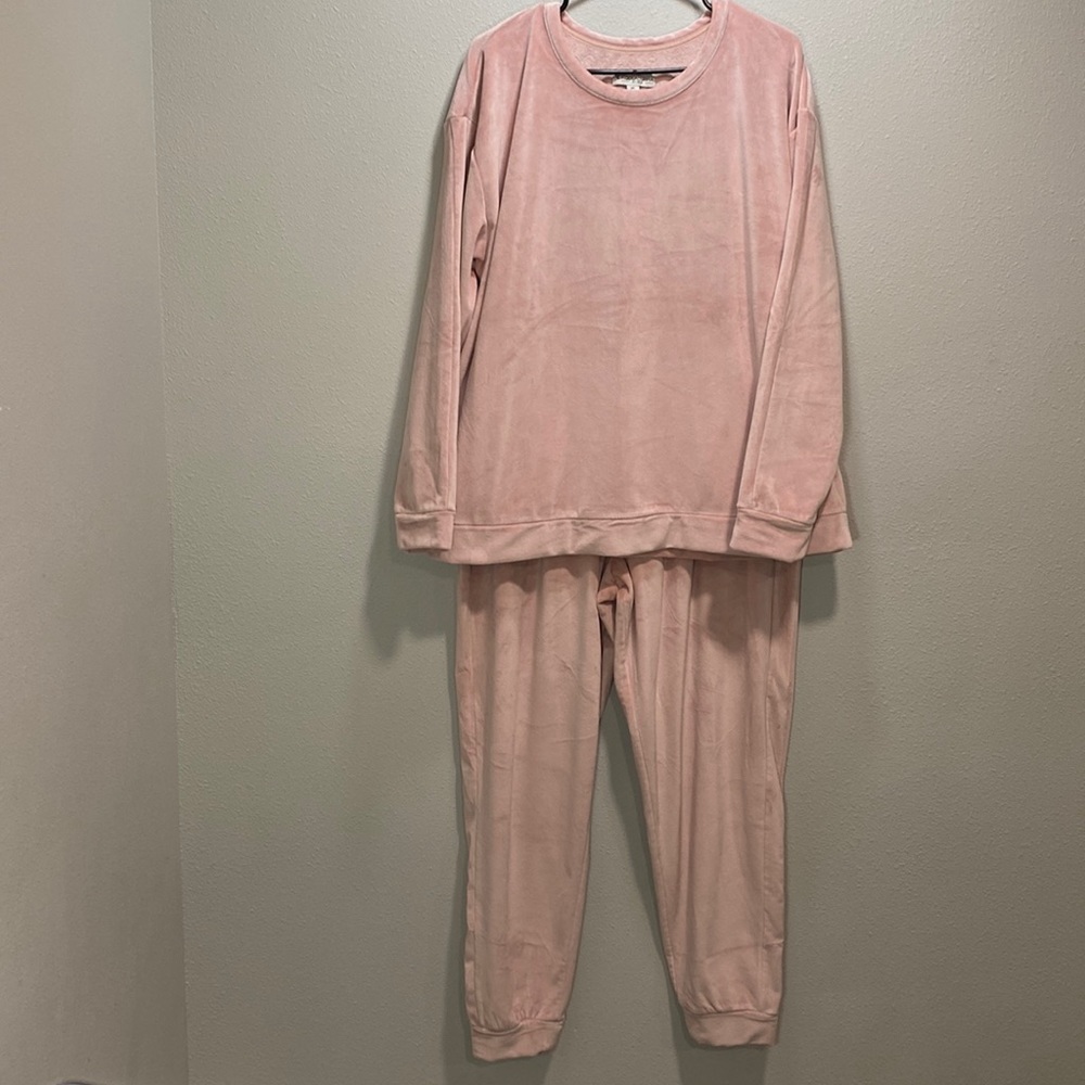 Koolaburra by Ugg luxe velour super soft velvet lounge set pink